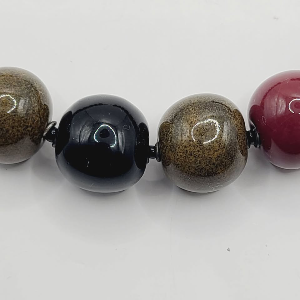 Handcrafted Resin Beaded Necklace MCM Glossy Spheres - photo 3
