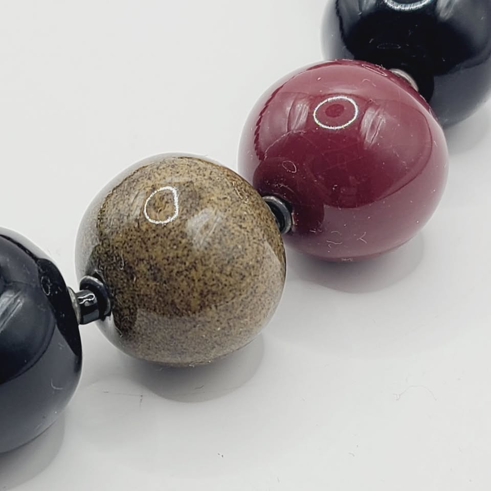 Handcrafted Resin Beaded Necklace MCM Glossy Spheres - photo 4