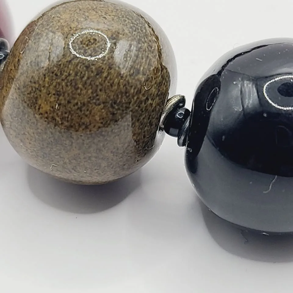 Handcrafted Resin Beaded Necklace MCM Glossy Spheres image indicator(5)