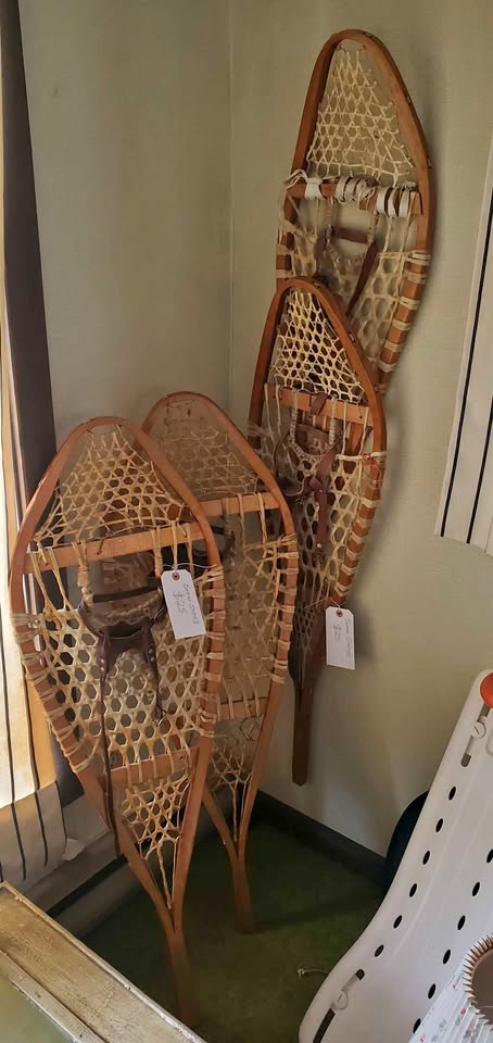 2 Paires de Raquettes Traditionnelles en Bois
