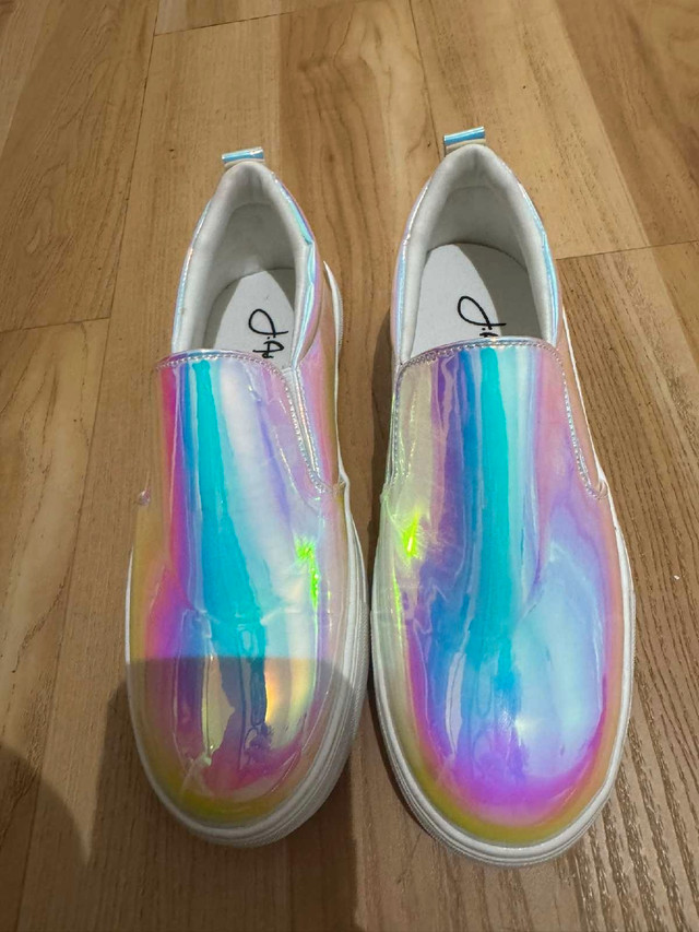Jazzy Toes Shoes - Size 7