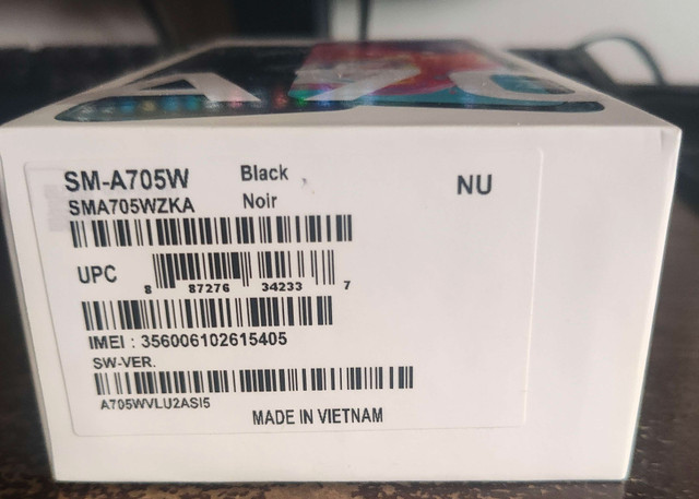 Samsung Galaxy A70 – Great Condition, Unlocked - photo 2