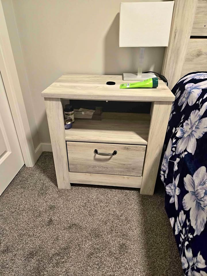 Night stands