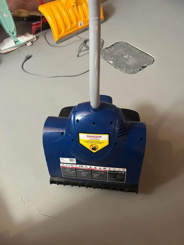 Snow shovel image indicator(3)