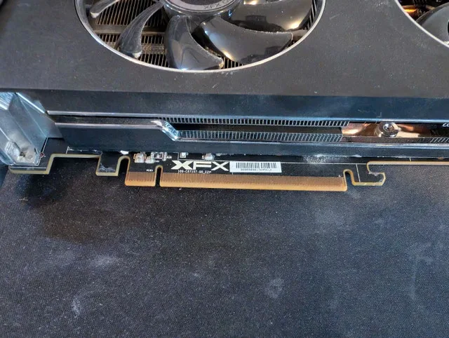 XFX R9 280A image indicator(2)