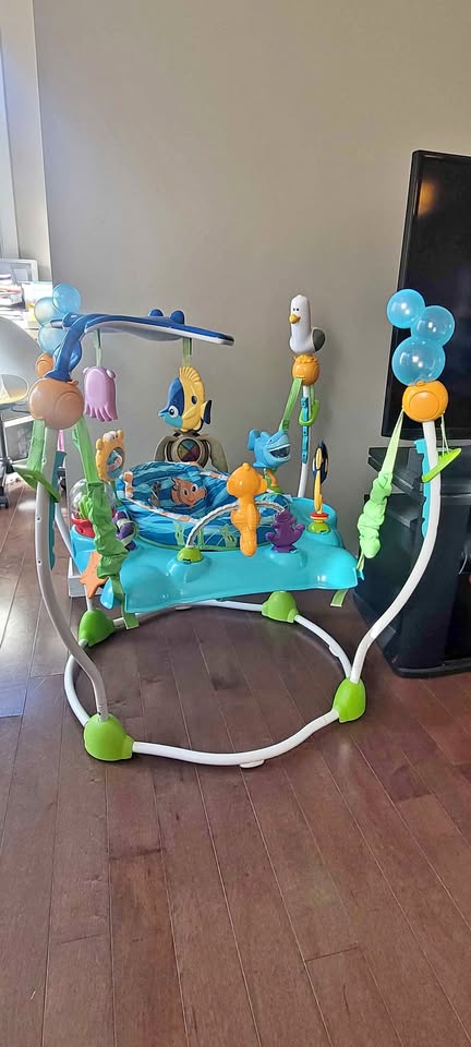 Baby Jumper Activity Center – Finding Nemo Theme