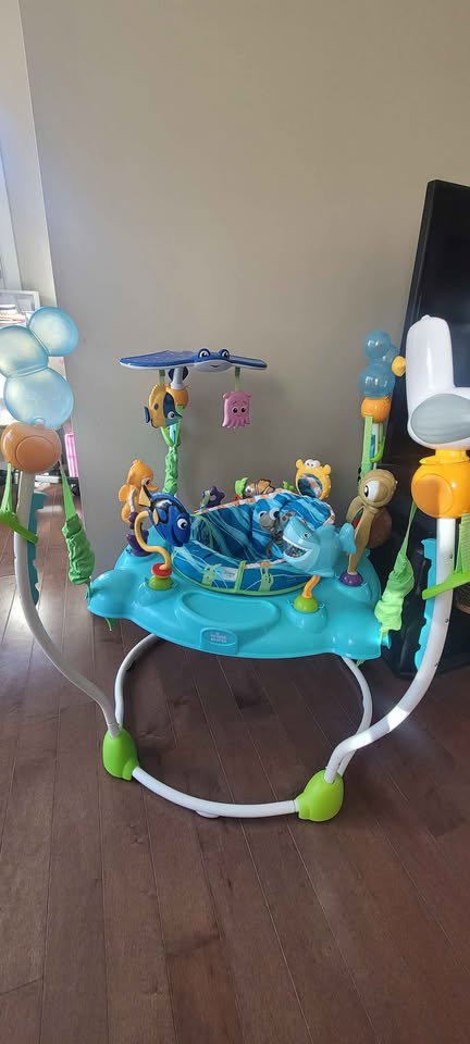 Baby Jumper Activity Center – Finding Nemo Theme - photo 4
