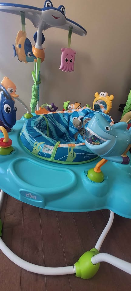 Baby Jumper Activity Center – Finding Nemo Theme - photo 5