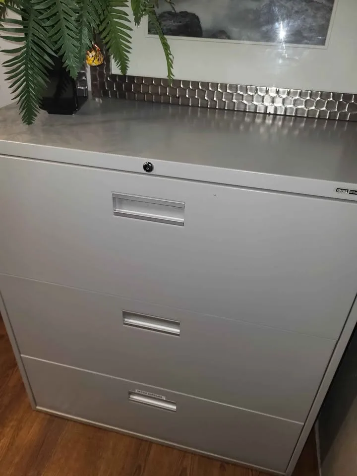 OFFICE MOVING SALE!!! image indicator(5)