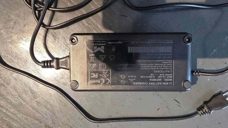 Sell very good battery for e-bike 48v 15A 720Wh - photo 5