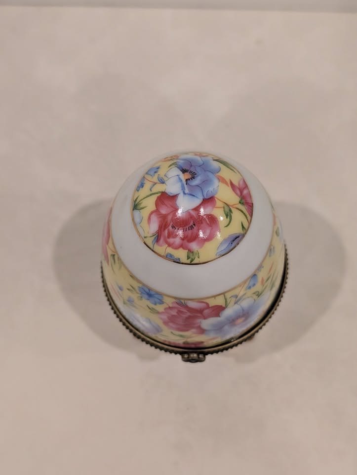 Limoges Hand Painted Egg France Trinket Box - photo 2