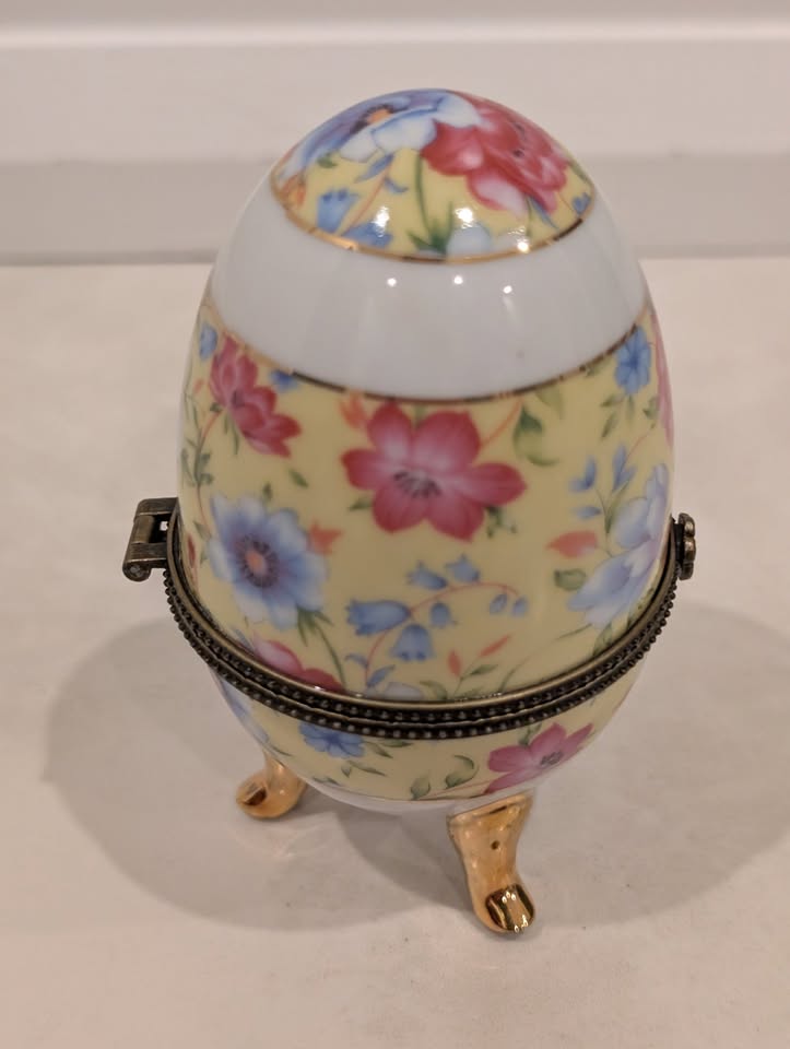 Limoges Hand Painted Egg France Trinket Box - photo 4
