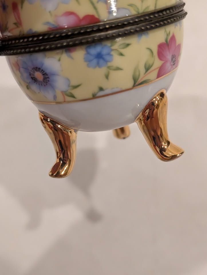 Limoges Hand Painted Egg France Trinket Box - photo 5