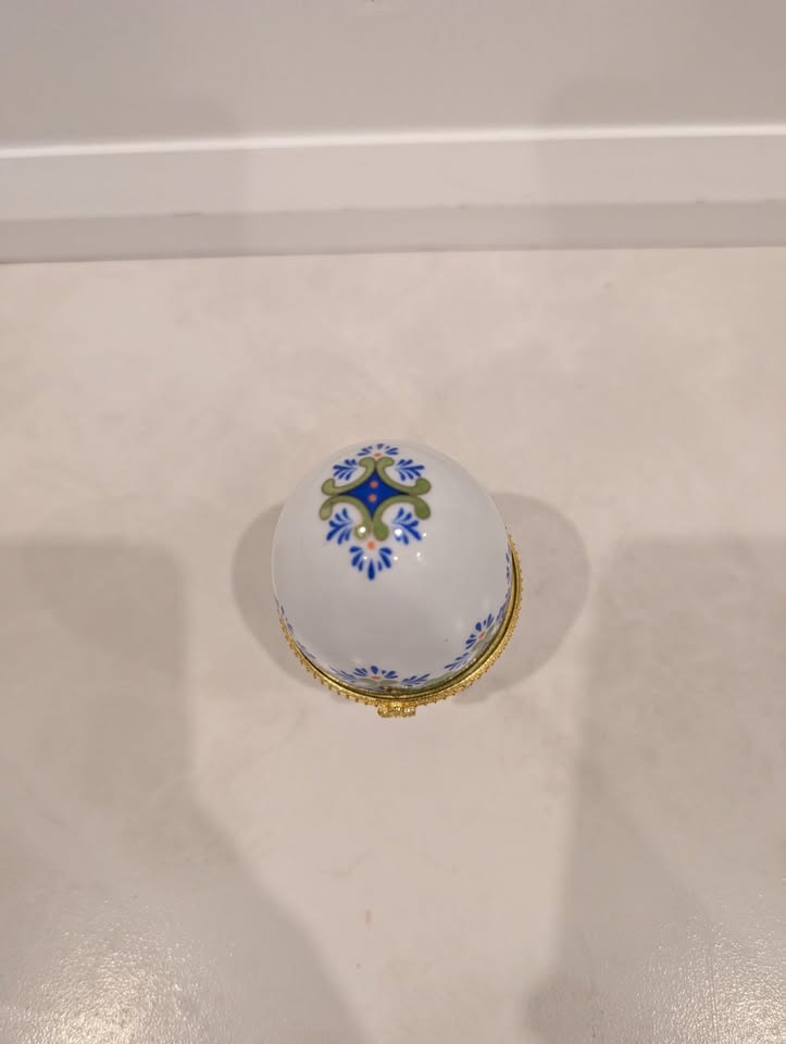 Hand Painted Egg Trinket Box with Blue and Green Design - photo 2