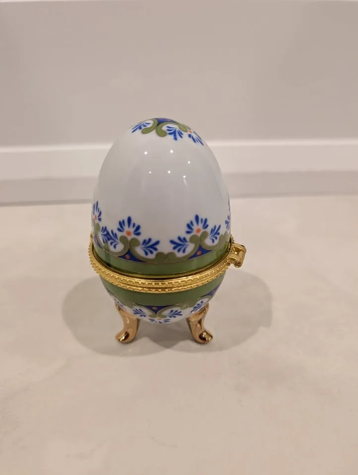 Hand Painted Egg Trinket Box with Blue and Green Design image indicator(3)