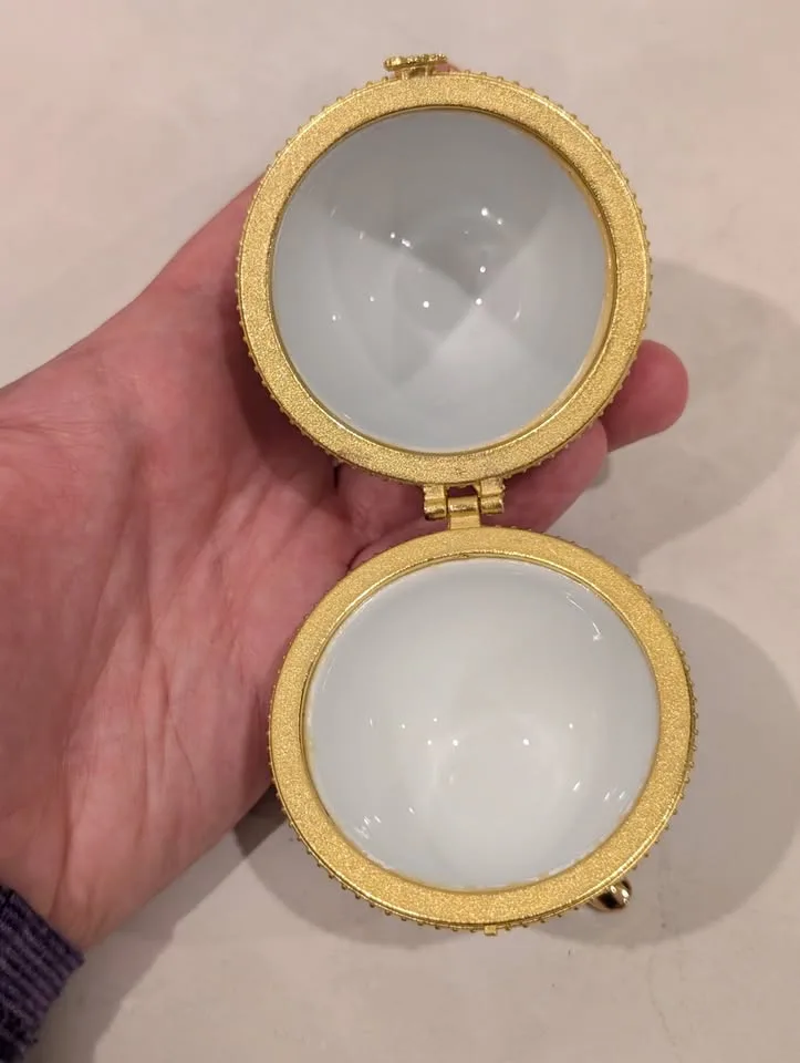 Hand Painted Egg Trinket Box with Blue and Green Design image indicator(6)