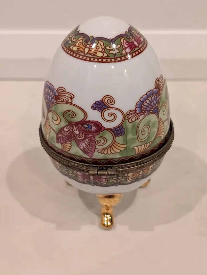 Limoges Hand Painted Egg France Trinket Box Butterflies image indicator(5)