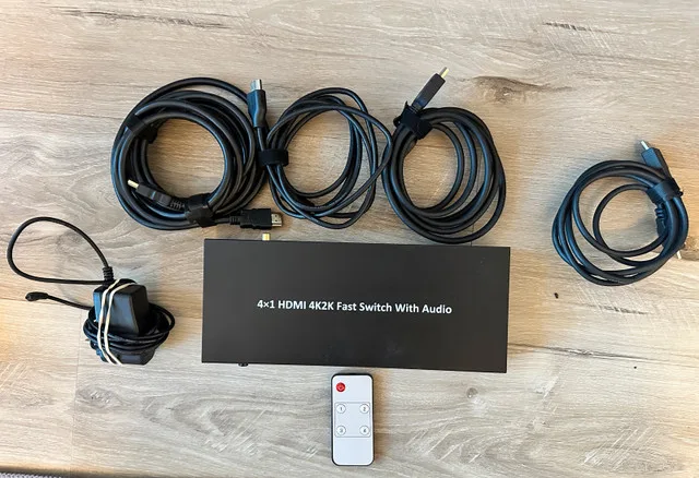 4-in-1 HDMI 4K fast switch thumbnail