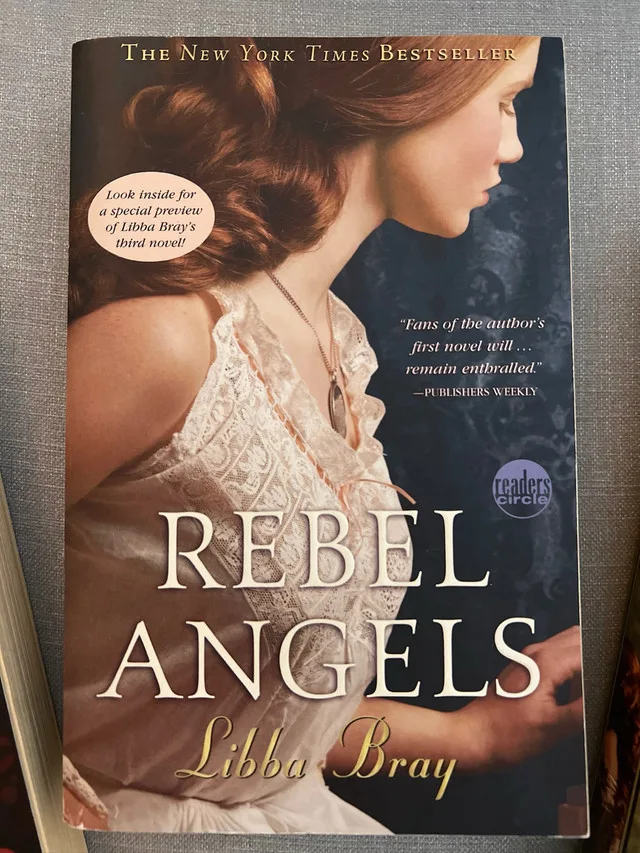 Libba Bray Book Set image indicator(3)