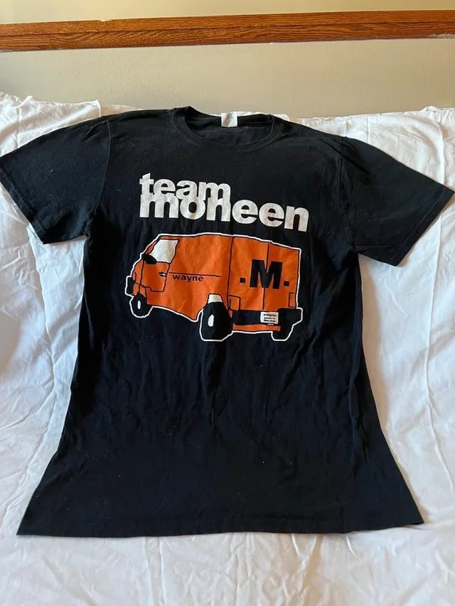 Bundle of 4 Graphic T-Shirts image indicator(3)