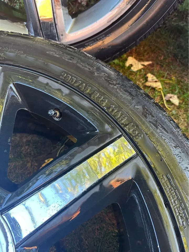 Set of OEM 22” Cadillac Escalade Rims On All Season Tires image indicator(4)