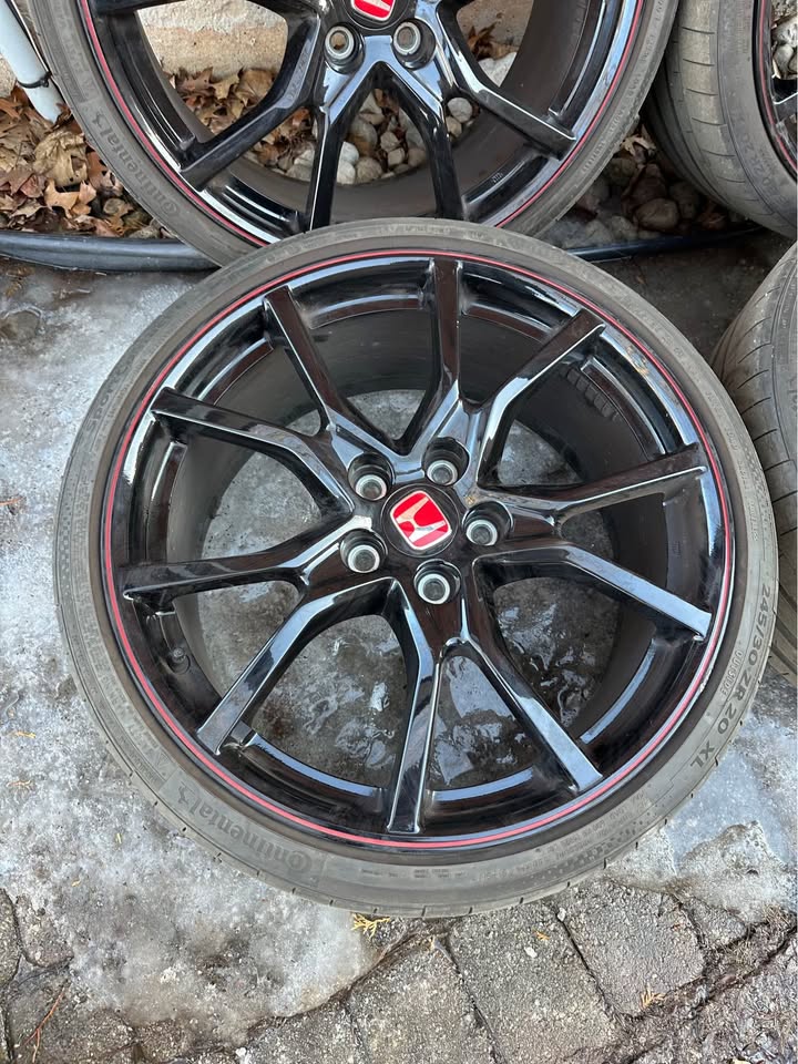 Set of OEM 20” Honda Type-R Rims on Continental Tires - photo 2