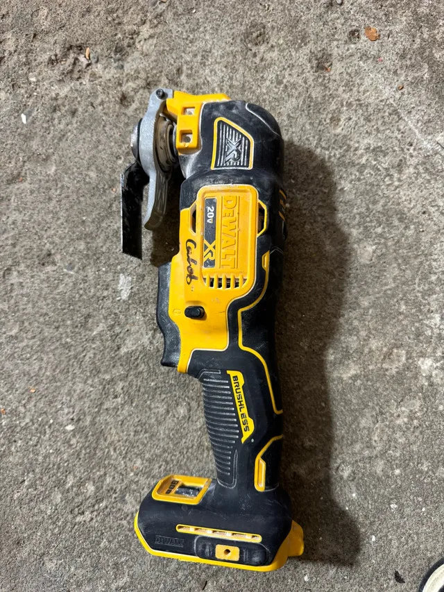 Dewalt Multi-Tool DCS356B image indicator(2)