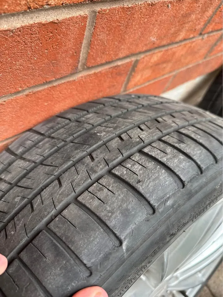 Set of OEM 17” Subaru Impreza Rims on Michelin All Season Tires image indicator(4)