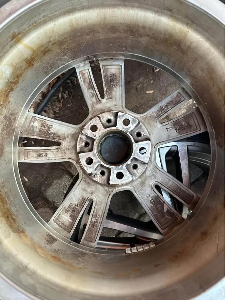 Set of OEM 19” Staggered BMW 3 & 4 Series Rims image indicator(4)