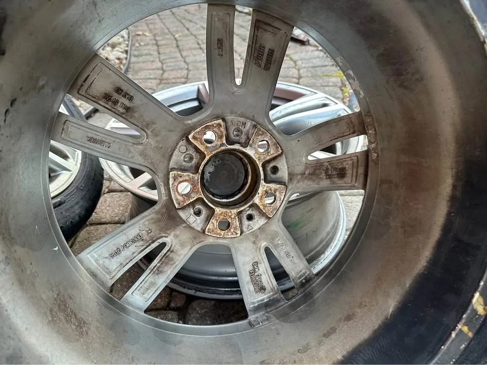 Set of OEM 19” Staggered BMW 3 & 4 Series Rims image indicator(7)