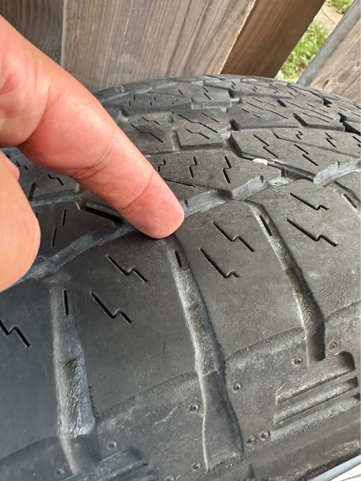 Set of OEM 20” Ford F150 Rims on Hankook All Terrain Tires - photo 5