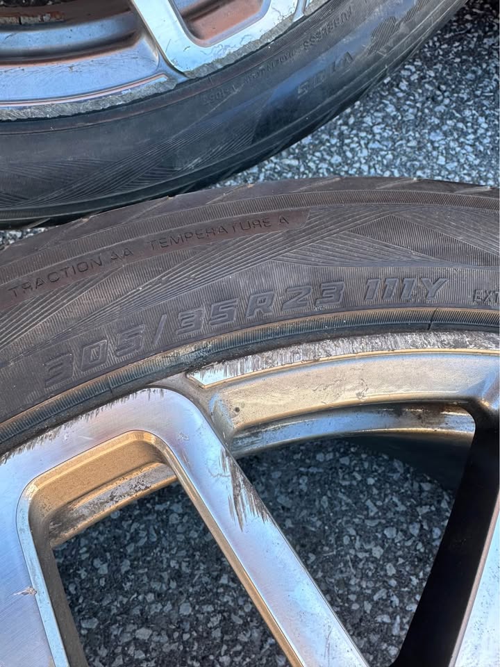 Set of 23” Monoblock Forged Brabus Rims on Yokohama Tires - photo 5