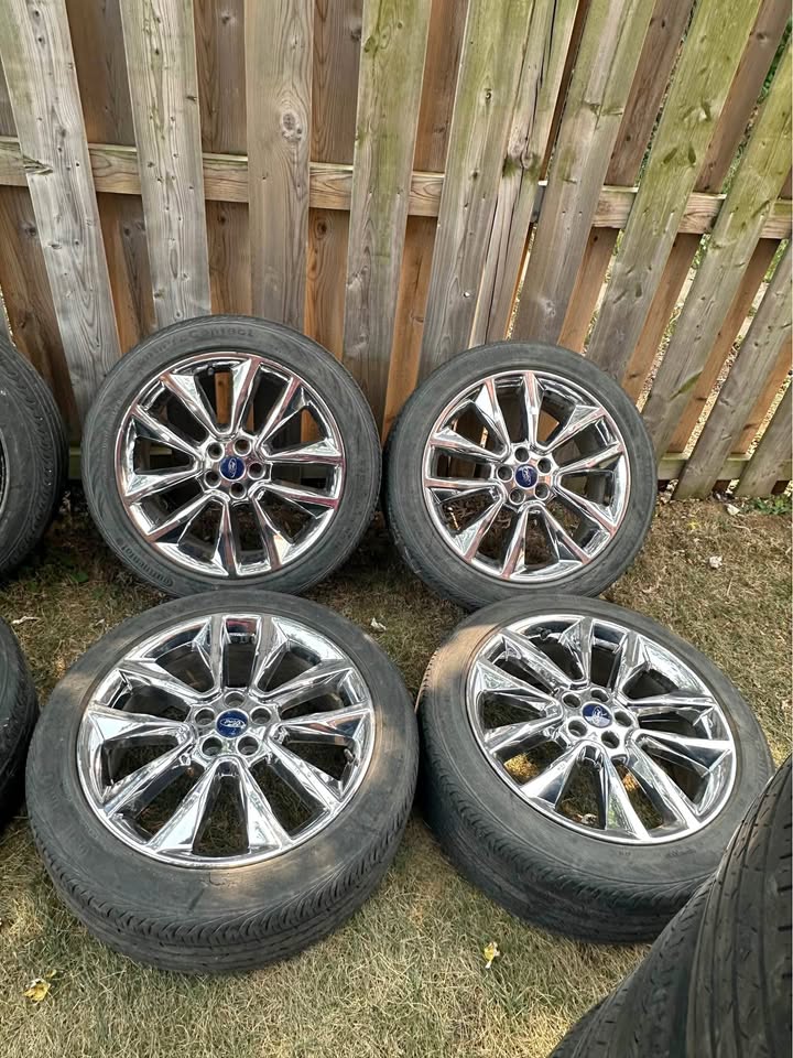 Set of OEM 19” Ford Escape Rims On Continental Tires