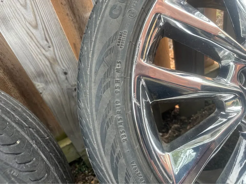 Set of OEM 19” Ford Escape Rims On Continental Tires image indicator(3)