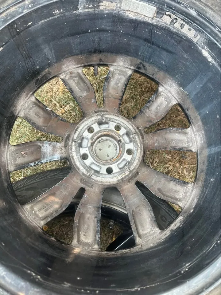 Set of OEM 19” Ford Escape Rims On Continental Tires image indicator(6)