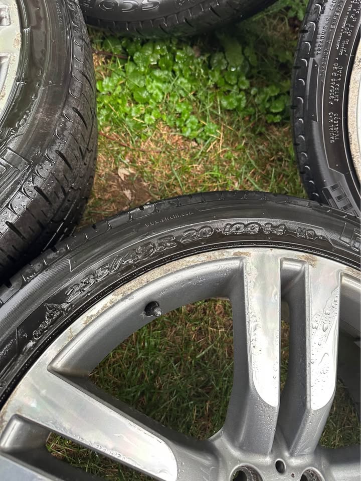 Set of OEM 20” Mercedes GLK On Pirelli All Season Tires - photo 3