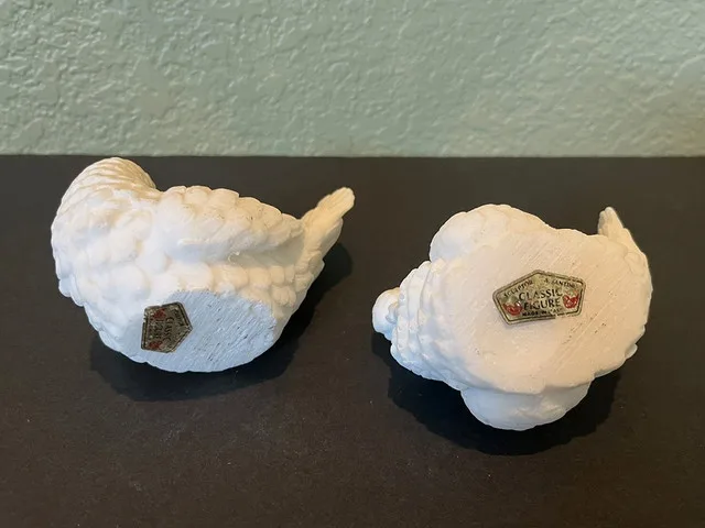 VTG Set White Alabaster Doves Lovebirds Peace Italy A. Santini image indicator(3)