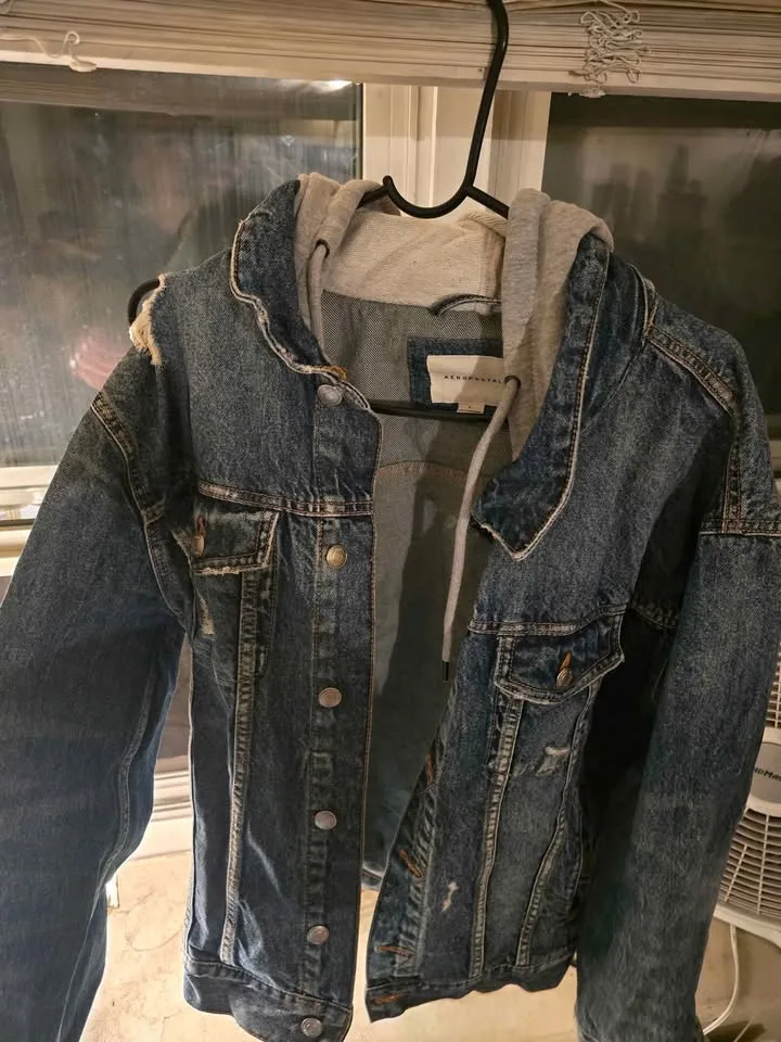 Aeropostal Denim Jean Jacket with hoodie men's Size L image indicator(6)