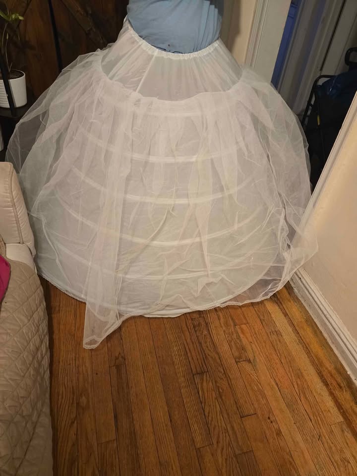 Falda de seis aros para quinceañera/six-hoop underskirt - photo 4