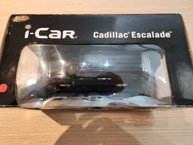 Corgi Wheelz Cadillac Escalade iCar image indicator(4)