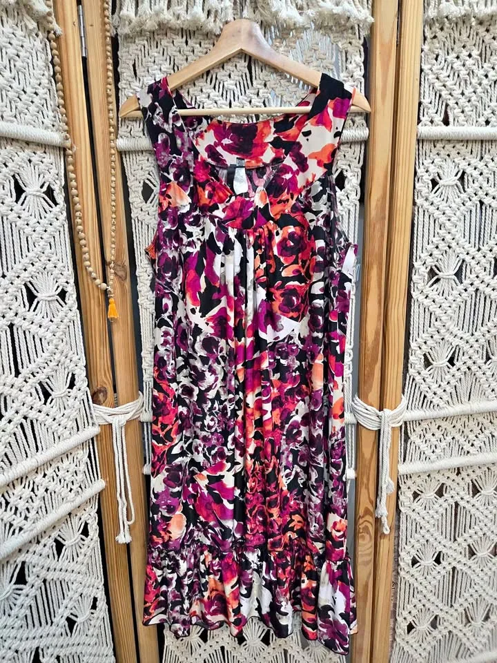 CLOTHING SALE - L - 3XL thumbnail