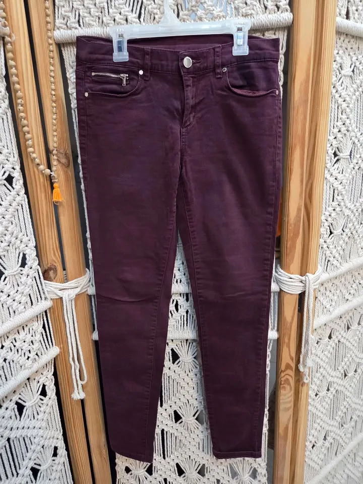 Clothing sale! image indicator(6)