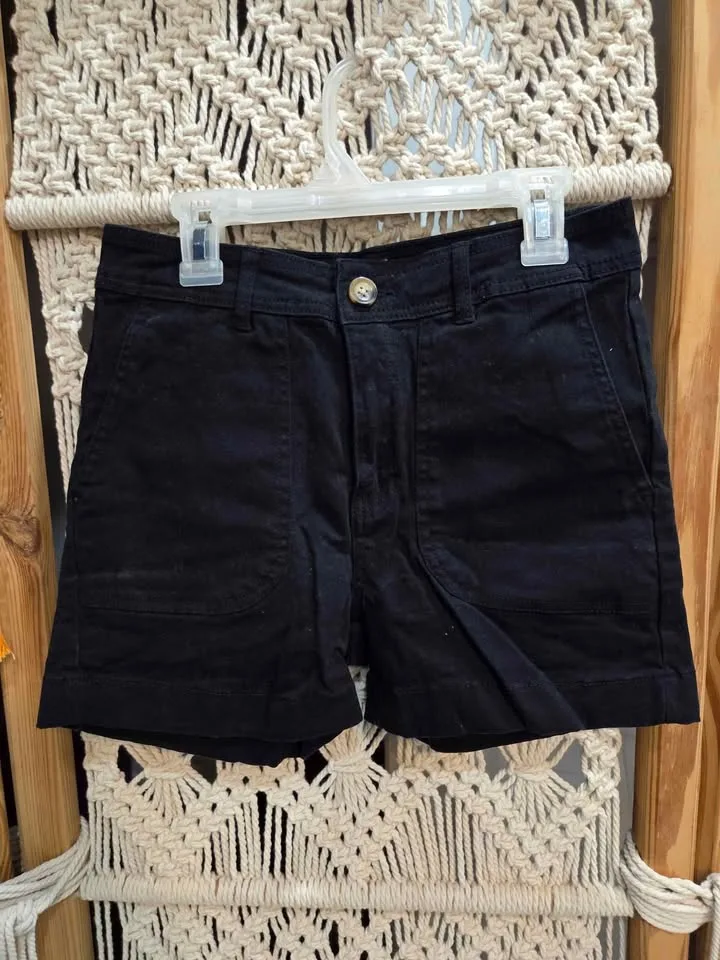 Clothing sale! image indicator(7)