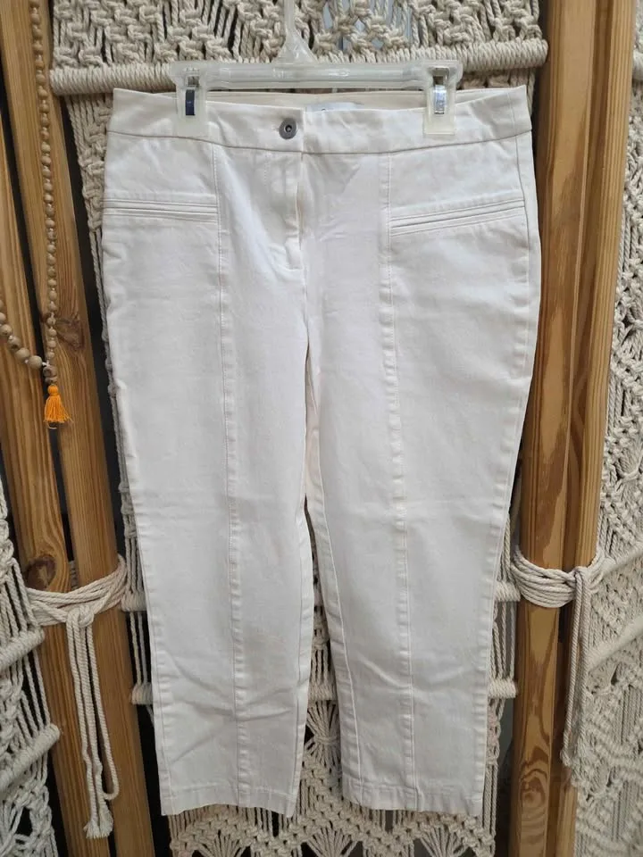 Clothing sale! image indicator(10)