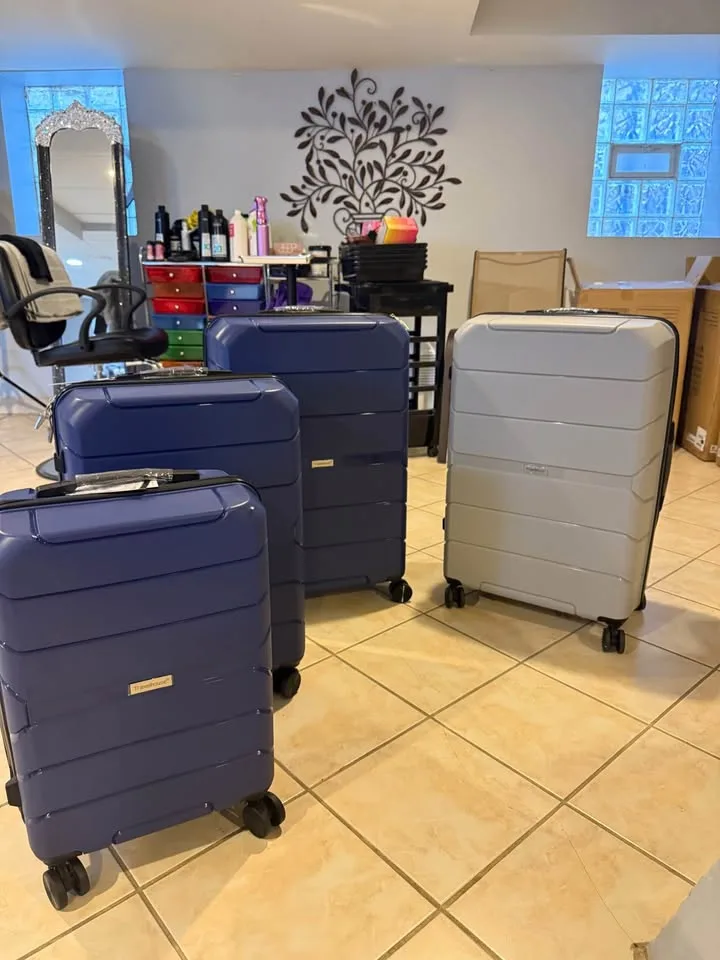 Luggage & Suitcases image indicator(5)