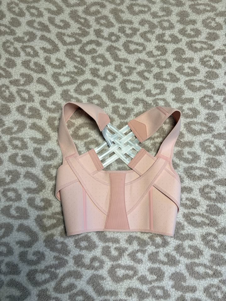 Women's Small/XS Back Brace/Posture Corrector - photo 3