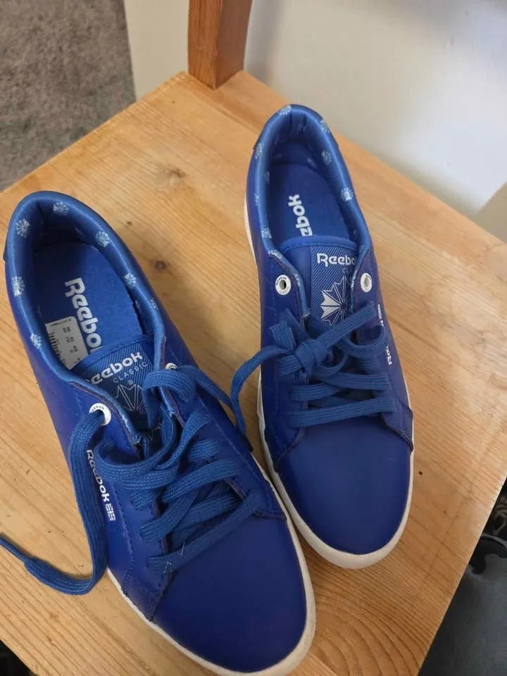 BNWT sz 6.5 Reebok image indicator(2)