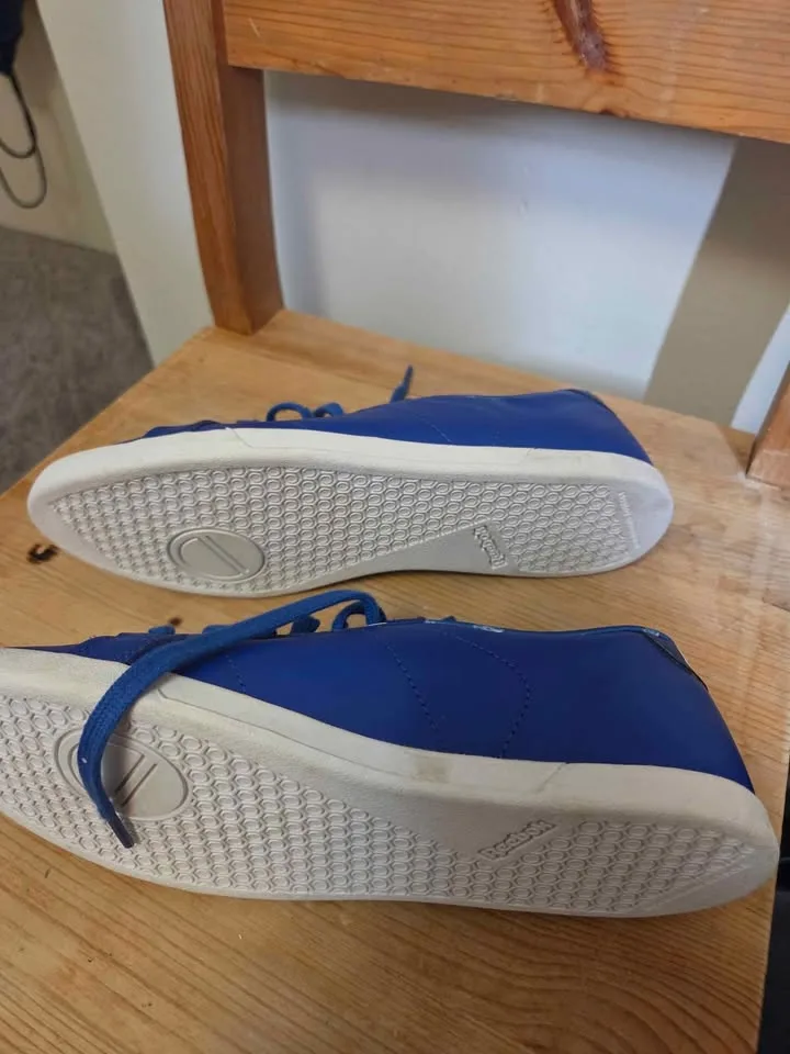 BNWT sz 6.5 Reebok image indicator(3)