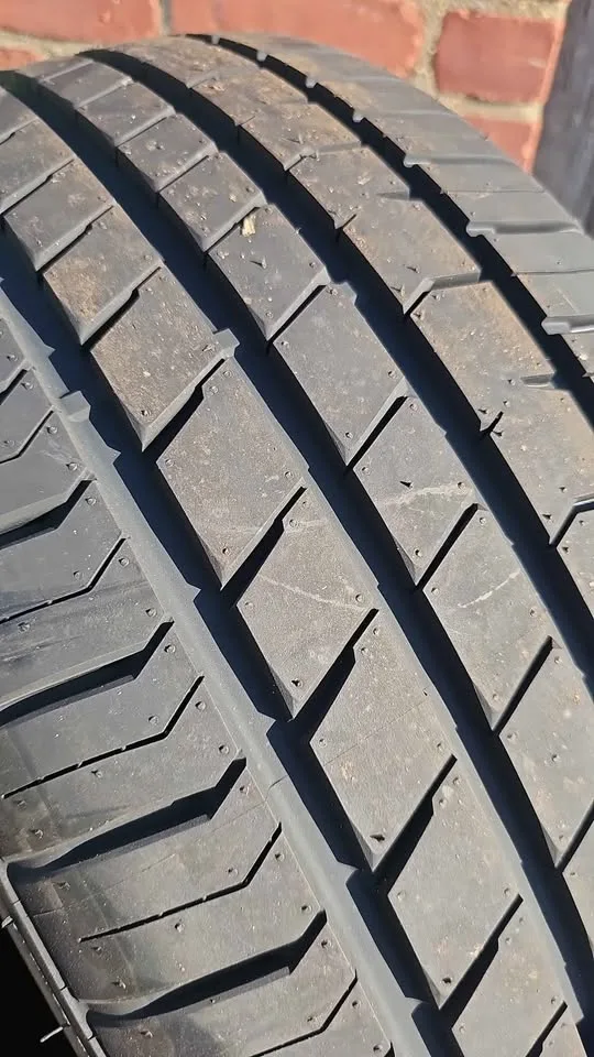 226/40ZR18 New tires Atlander XSport image indicator(6)