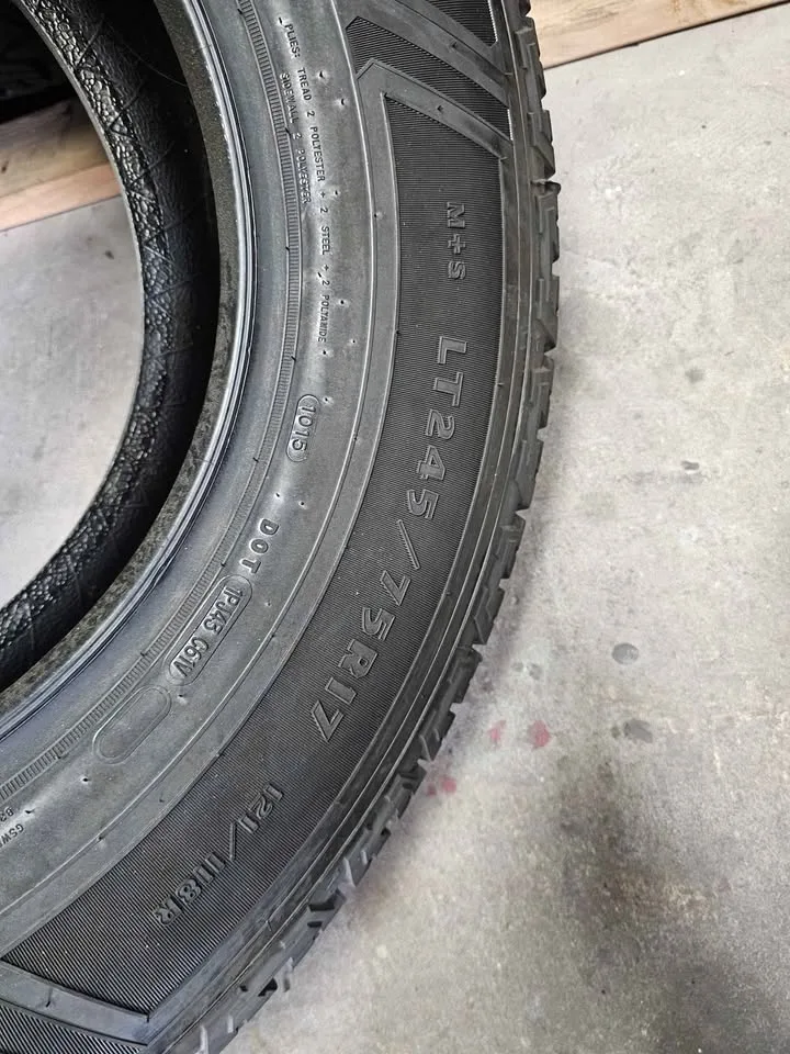 245/75/17 New set Goodyear Wrangler Workhorse HT image indicator(5)